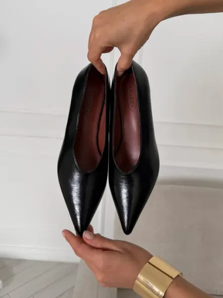 Туфли на низком каблуке шпильке Grossa