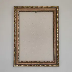 Багетная рама 21x26 см (BR10), пластиковая со стеклом и задником, цвет: золотой