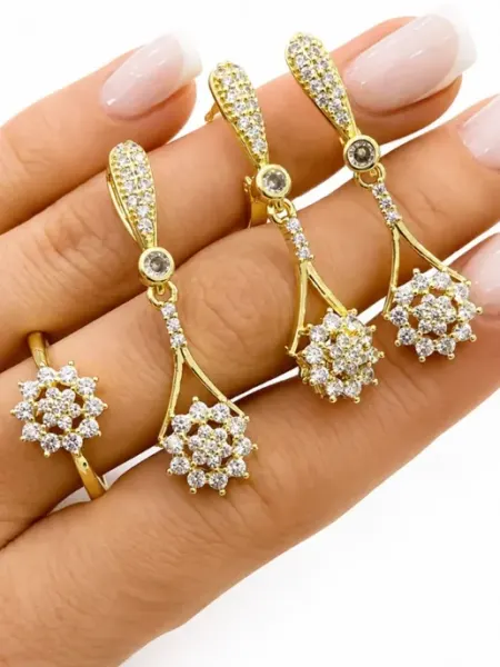 Комплект бижутерии Капля с фианитами DIAMOND COLLECTION