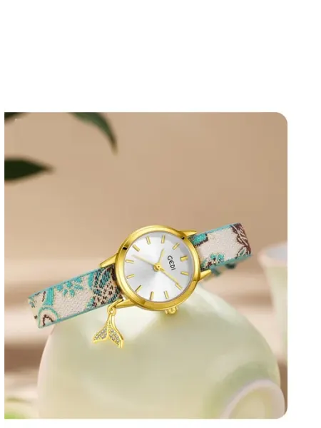 Часы женские с текстильным узорным ремешком и подвеской TRENDY TEENS