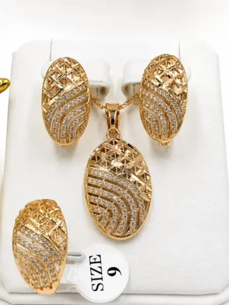 Комплект бижутерии Волны света с фианитами DIAMOND COLLECTION