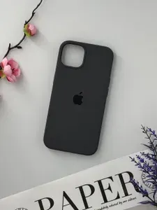 Силиконовый чехол на Айфон 13 с защитой камеры / чехол на iphone 13