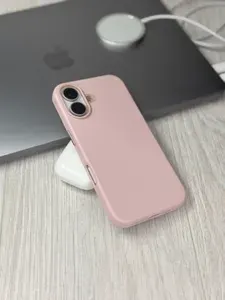 Кожаный чехол MagSafe для iPhone 17 / Leather Case with MagSafe для Айфон 17, Sand Pink / Розовый