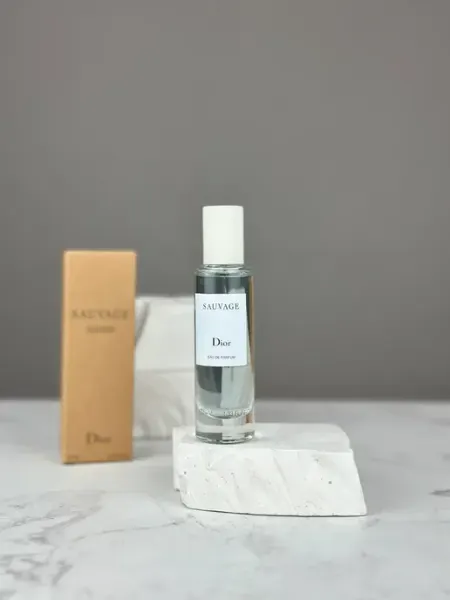Dior Sauvage стойкий парфюмерная вода 40мл Аромания
