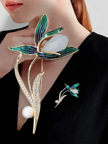 Магнолия, брошь цветок на пиджак, бижутерия DESIGNER JEWERLY