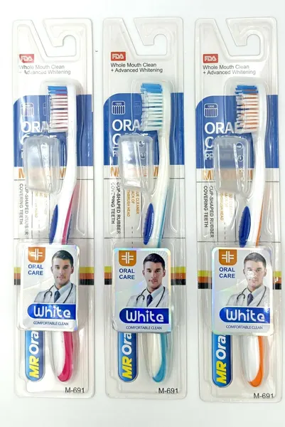 Зубная щетка "Oraltwice White", средняя жесткость, для отбеливания зубов