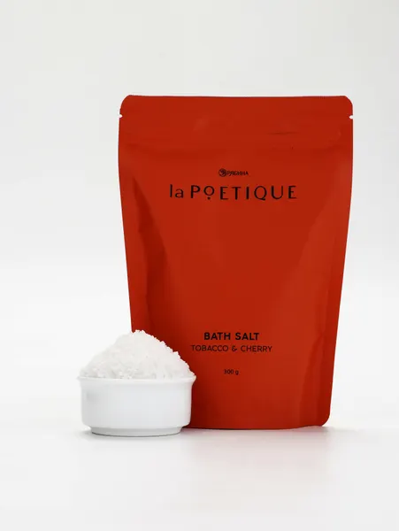 Соль для ванн La Poetique Tobacco&Cherry, 300г