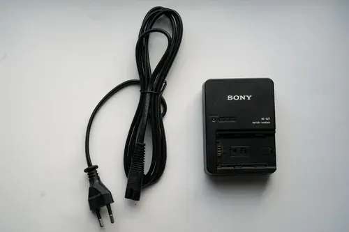 Зарядное устройство для циф.фотоаппарата Sony BC-QZ1