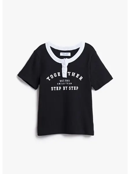FUNDAY Футболка Slim Fit черная
