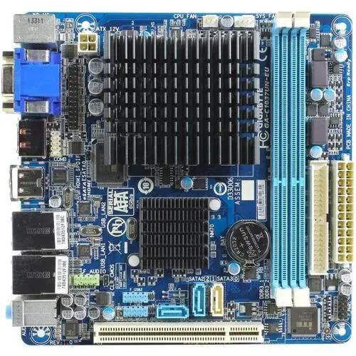 GigaByte GA-C1037UN-EU Материнская плата ITX со встроенным процессором для сборки суперкомпактных бесшумных систем