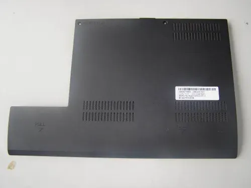 Крышка доступа к оперативной памяти для ноутбука Lenovo V580 (90200816), оригинал