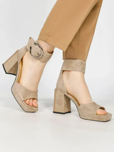 Geronea Shoes Туфли вечерние на высоком каблуке с ремешком