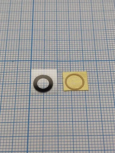 Стекло камеры для Apple iPhone 8 / SE (2020) / SE (2022) черное