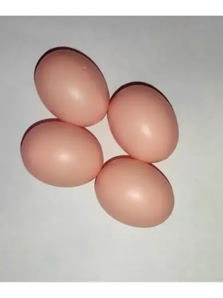 Яйцо куриное подкладное 4 шт (пластик)