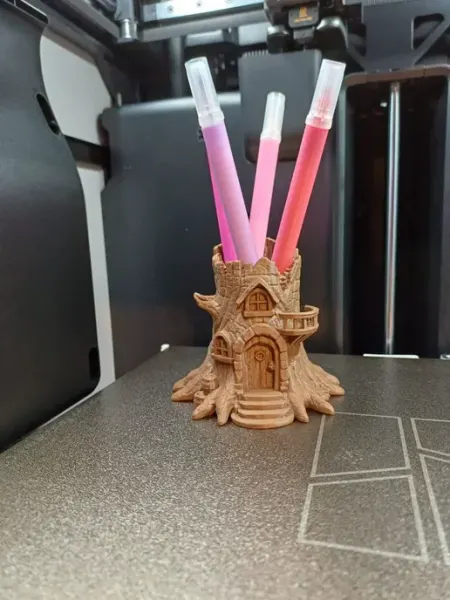 Карандашница «Сказочный домик» — 3D