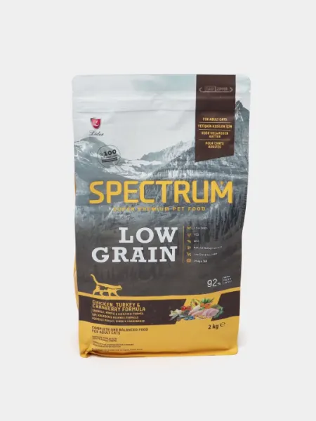 Низкозерновой корм с курицей, индейкой, клюквой для взрослых кошек Spectrum Low Grain, 2 кг
