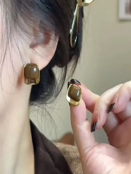 Серьги элегантные