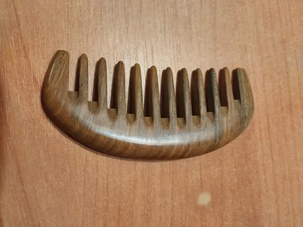 Расческа сандаловая,12*5 гребешок, арт. YM13=10С
