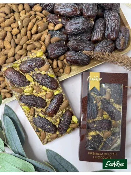 Бельгийский шоколад молочный финики, миндаль и фисташка Ecovkuz