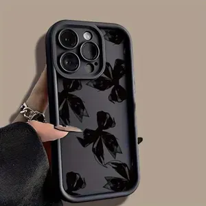 Чехол на Айфон 13 / iPhone 13 темный с бантом ручной росписи нишевый дизайн матовый защитный чехол от падения