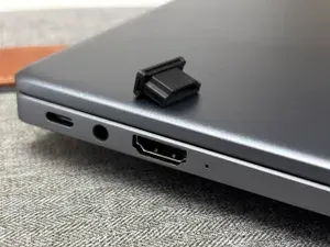 Заглушка компьютерного интерфейса HDMI из PLA пластика (набор из 3 шт)