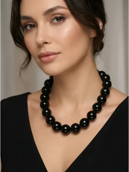 Бусы черные крупные Glamia