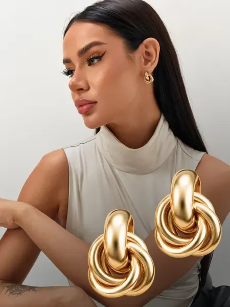 Серьги кольца гвоздики крупные бижутерия Beauty in details