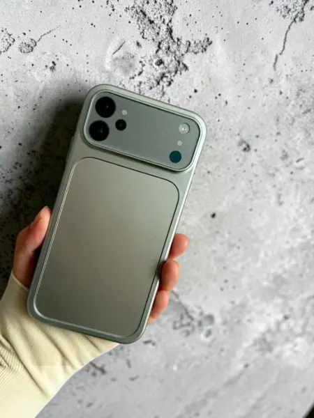 Чехол на iPhone 11 в стиле 17