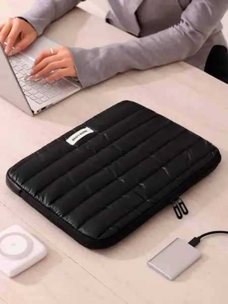 Чехол для ноутбука 14 дюймов стеганый, черный Perstika Bags