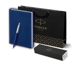 Подарочный набор Parker: шариковая ручкаParker Jotter K60 и ежедневник синего цвета из искусственной кожи R0033170