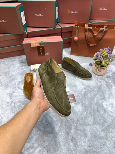 Мужские замшевые туфли Loro Piana — синие, с натуральной меховой стелькой