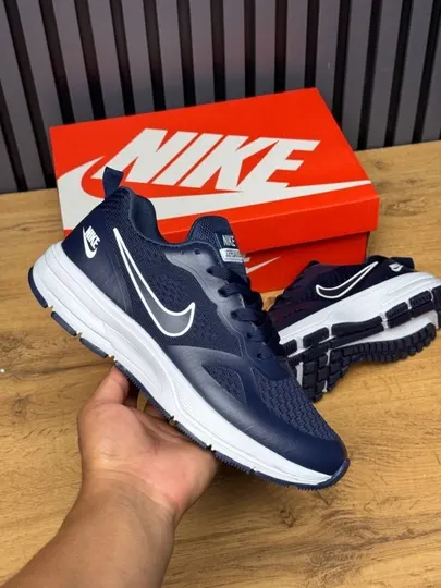 Nike мужские кроссовки – лёгкие, удобные, для спорта и каждый день