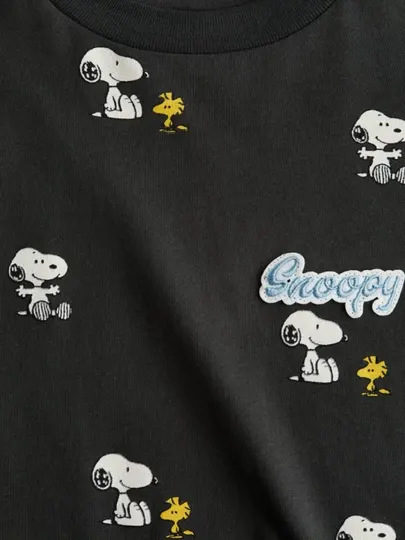 Черная детская футболка с принтом Snoopy ( Турция )