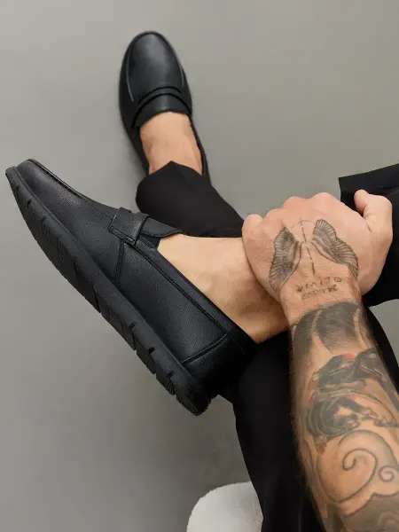 TOPSTRIDE Черные мокасины кожаные классические