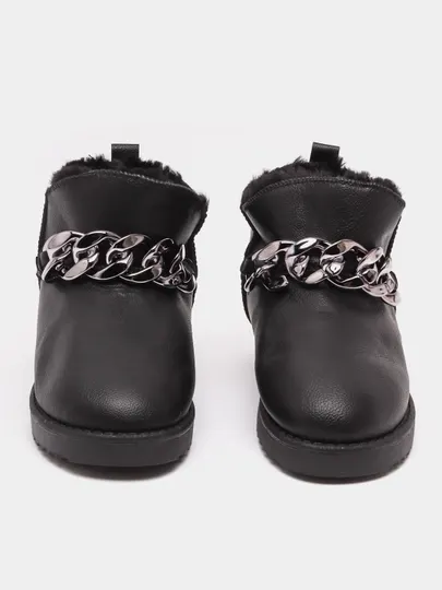 Угги UGG— это популярные сапоги из натуральной двусторонней овчины