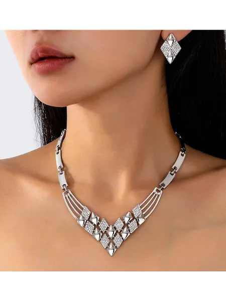 ROE L&K Комплект бижутерии со стразами