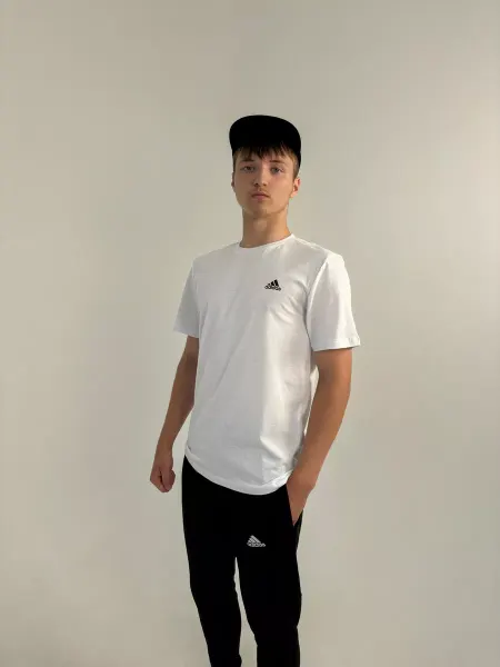 Adidas Футболка хлопковая