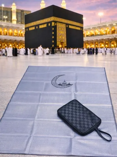 Дорожный коврик для намаза складной карманный компактный жайнамаз в барсетке для поездок