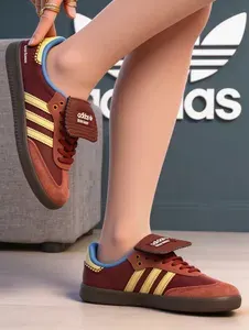 Кроссовки Адидас кроссовки женские Adidas