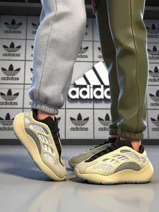 Кроссовки Адидас кроссовки Женский adidas