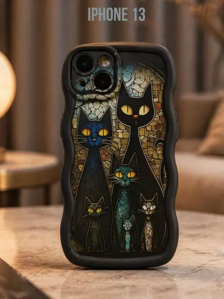 FuturaCase Чехол на iPhone 13.Сказочные коты