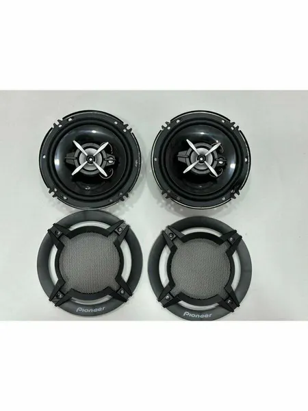 Автомобильные динамики Pioneer / 600вт / 3-х полосные / 16см (6 дюйм.)