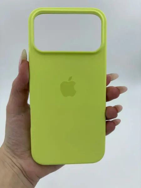 Kristina shopss Силиконовый чехол c MagSafe на iPhone 17 Pro Max