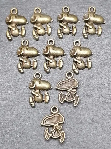КиМ Подвеска "Snoopy" 18х12х2мм, отверстие 2мм, 30 штук