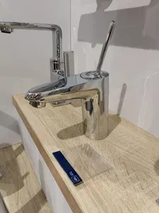 Смеситель для раковины GROHE Eurodisc Joystick, со сливным гарнитуром, хром, 23425000