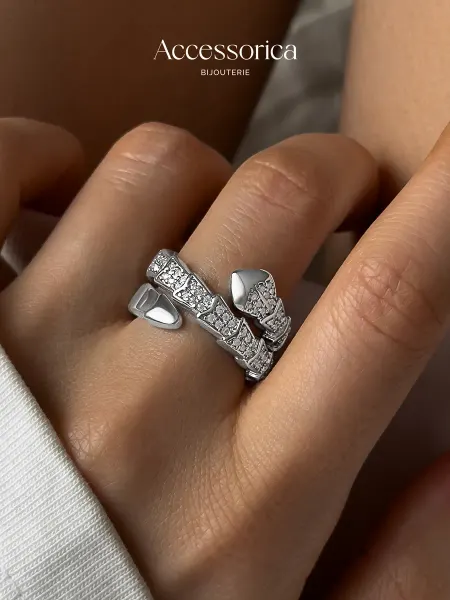 Аксессорика Кольцо бижутерия змея с камнем тройное Accessorica