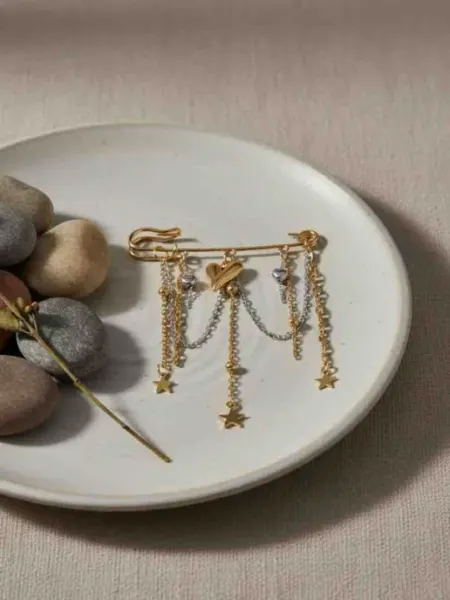 Sisters Store accessories Брошь булавка с цепочкой бижутерия