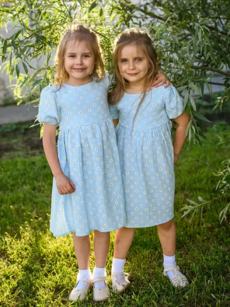 Adelita kids Платье муслиновое в цветочек