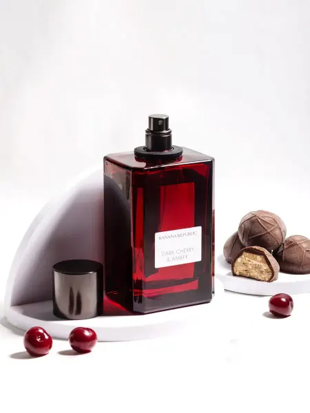 Banana Republic Dark Cherry & Amber отливант 2 мл