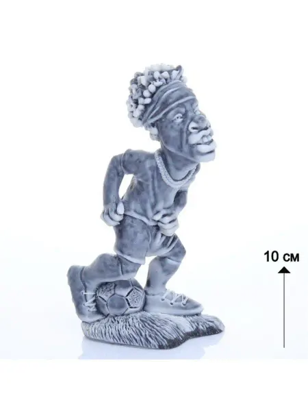 Art and Stone Мраморная фигурка футболиста - дриблинг